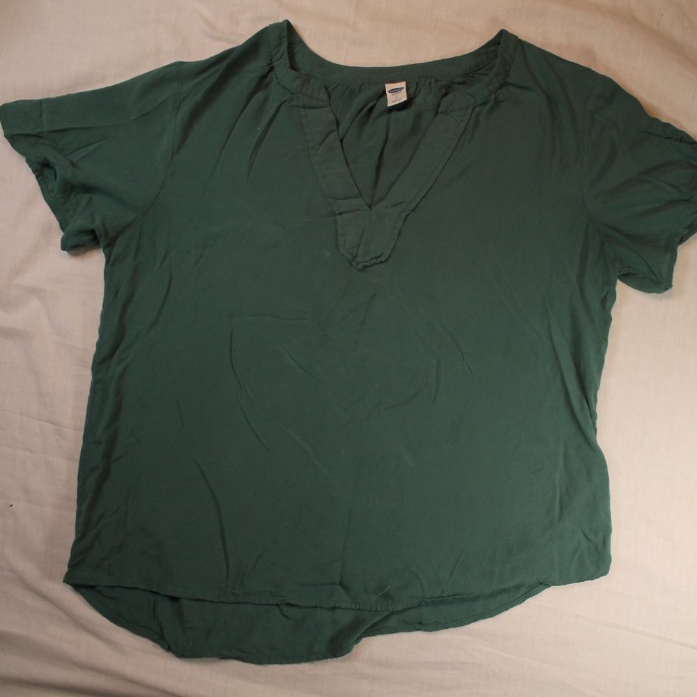 vneck Large jade green old navy blouse